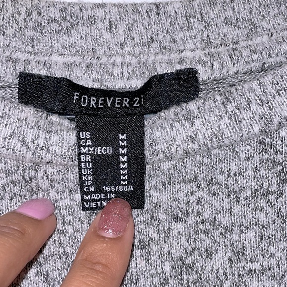 Sweater - Picture 3 of 3